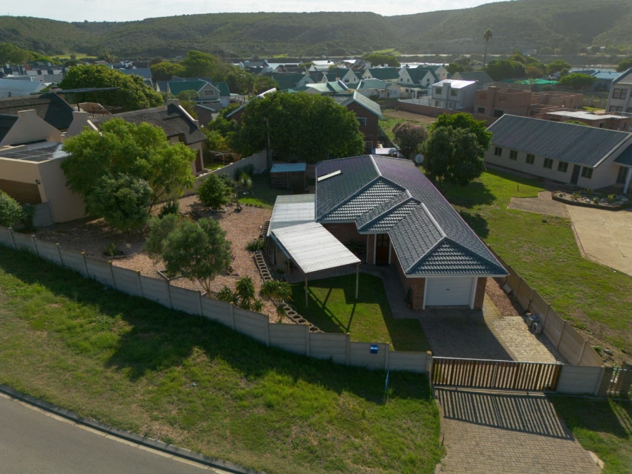3 Bedroom Property for Sale in Stilbaai Wes Western Cape